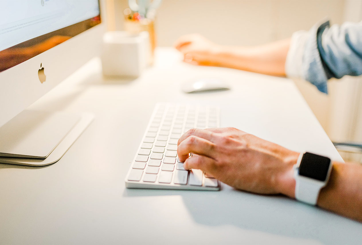 Mailchimp vs Constant Contact